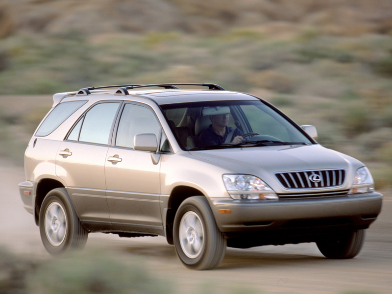 Illustration for article titled Where on Earth Did All the Lexus RX300s Vanish To?